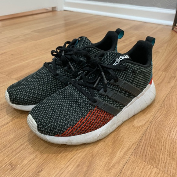 Addidas Kids shoes Size 5US Red Blue and Black Addidas for kids - Picture 1 of 4
